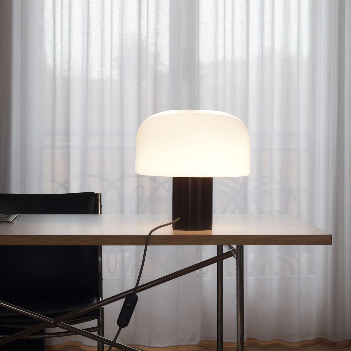 Bellhop Glass T bordlampe