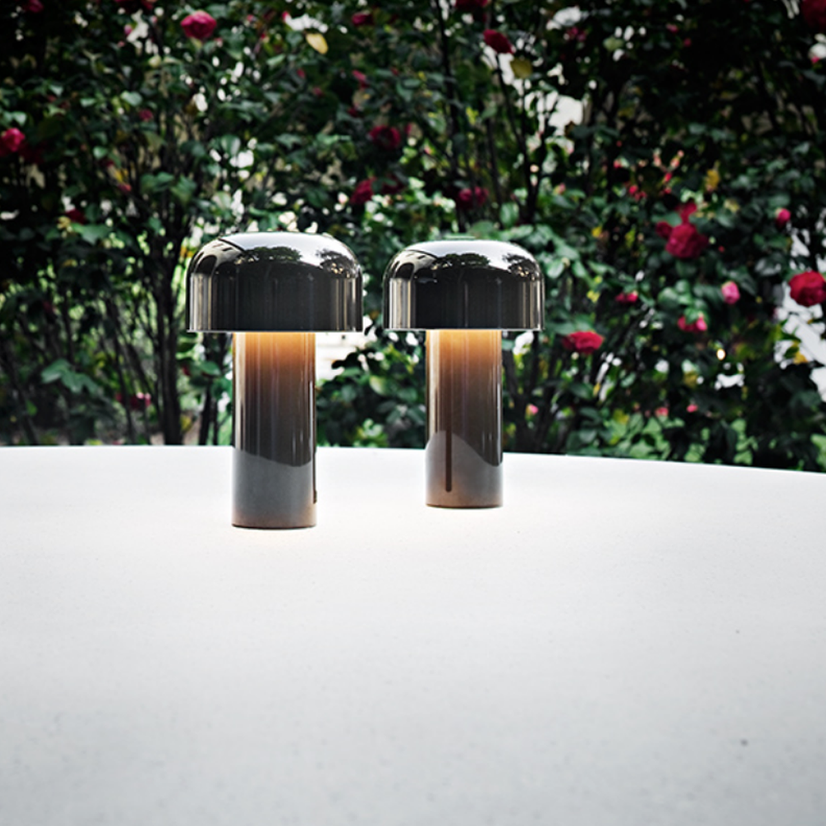 Flos Bellhop oppladbar bordlampe – Utstillingsmodell