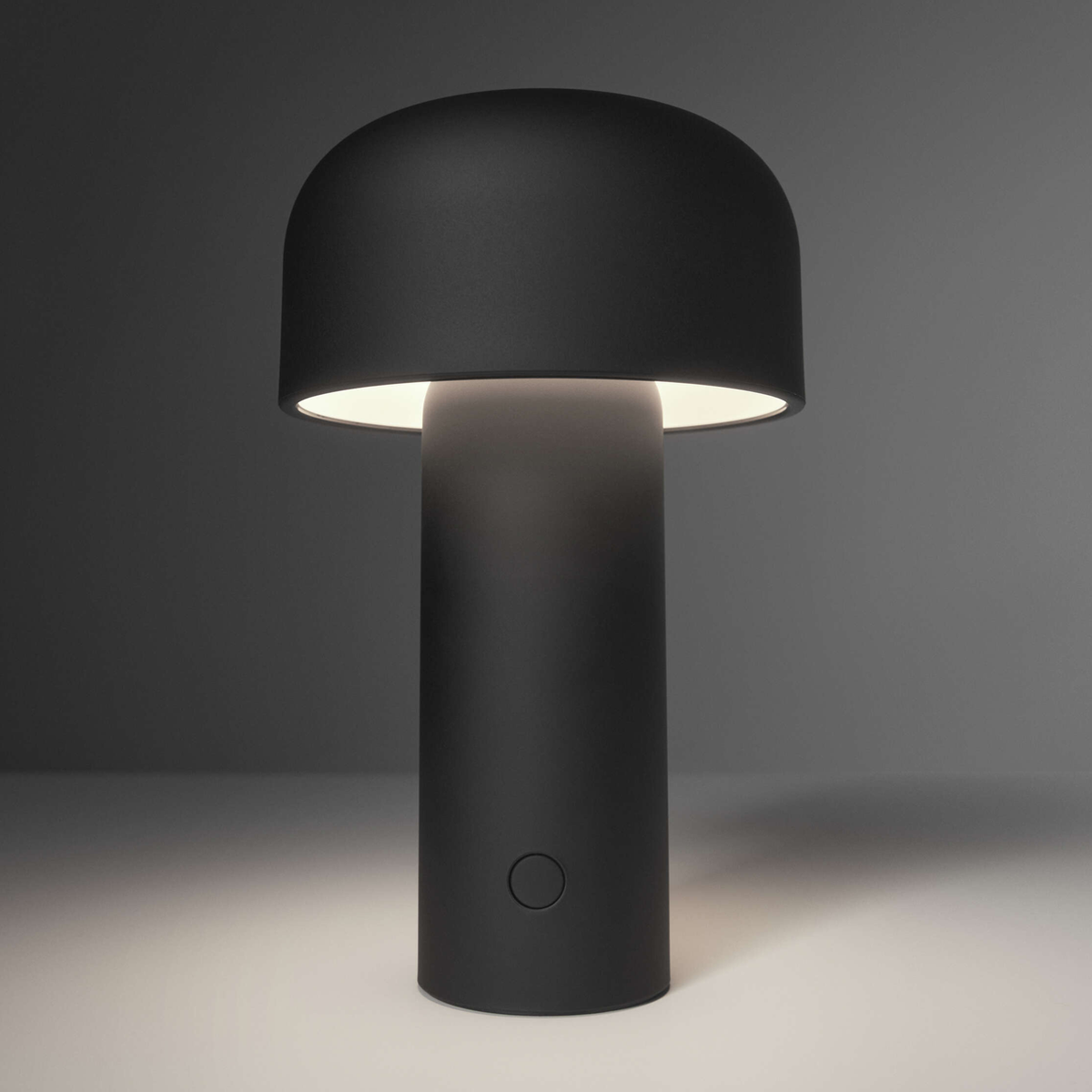 Flos Bellhop oppladbar bordlampe – Utstillingsmodell
