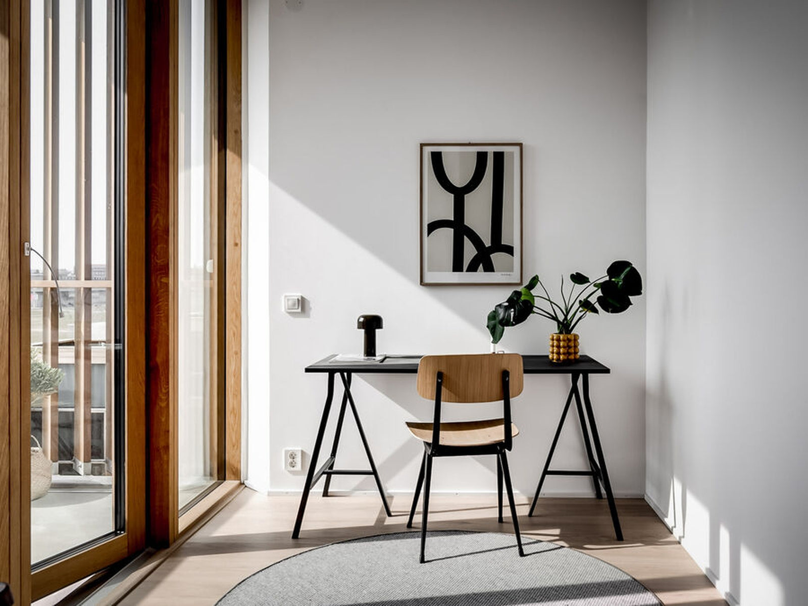 Flos Bellhop oppladbar bordlampe – Utstillingsmodell