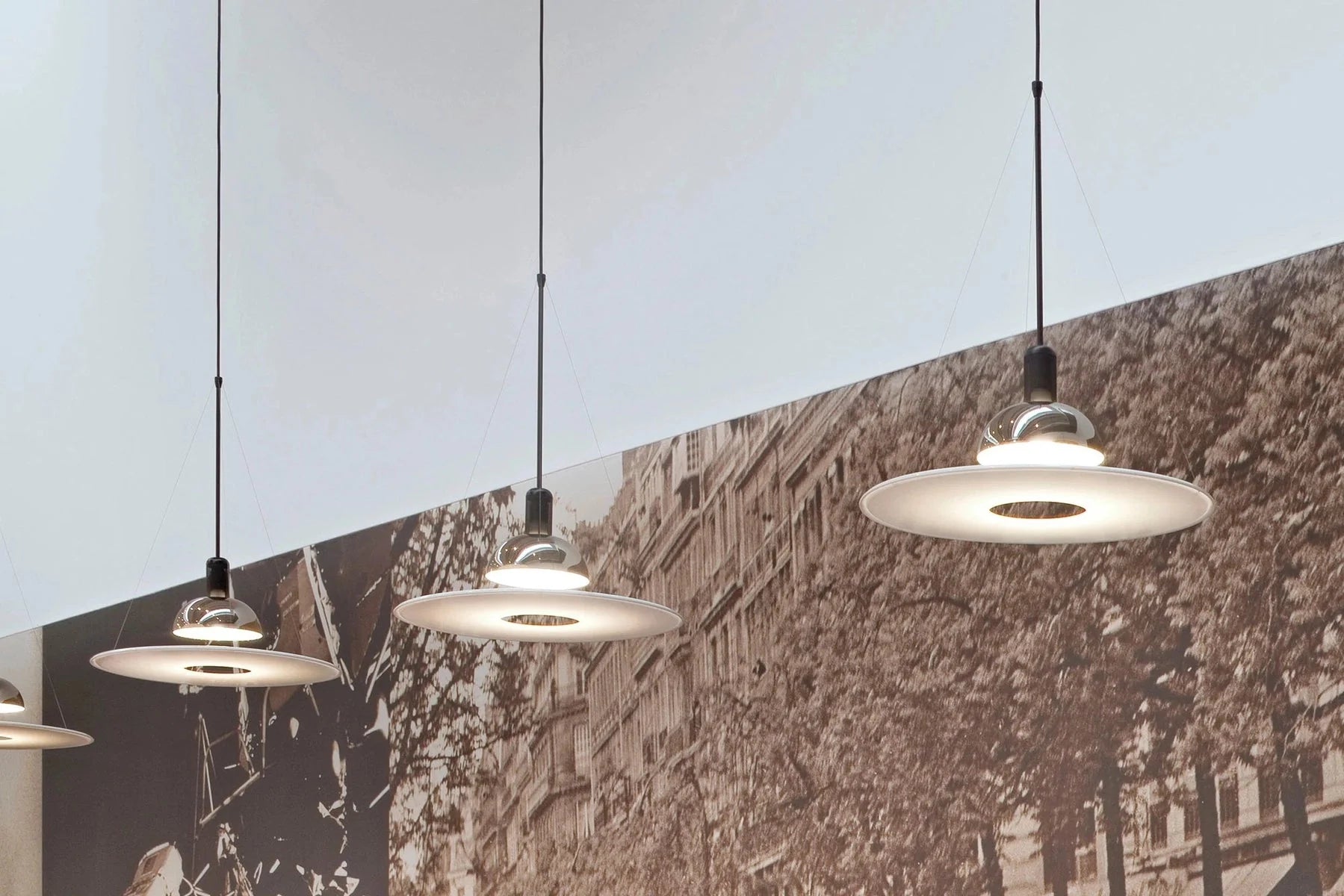 Flos Frisbi taklampe – Utstillingsmodell