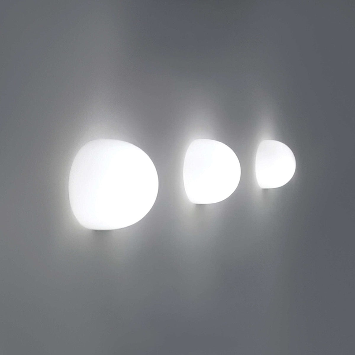 Flos Glo-ball vegglampe