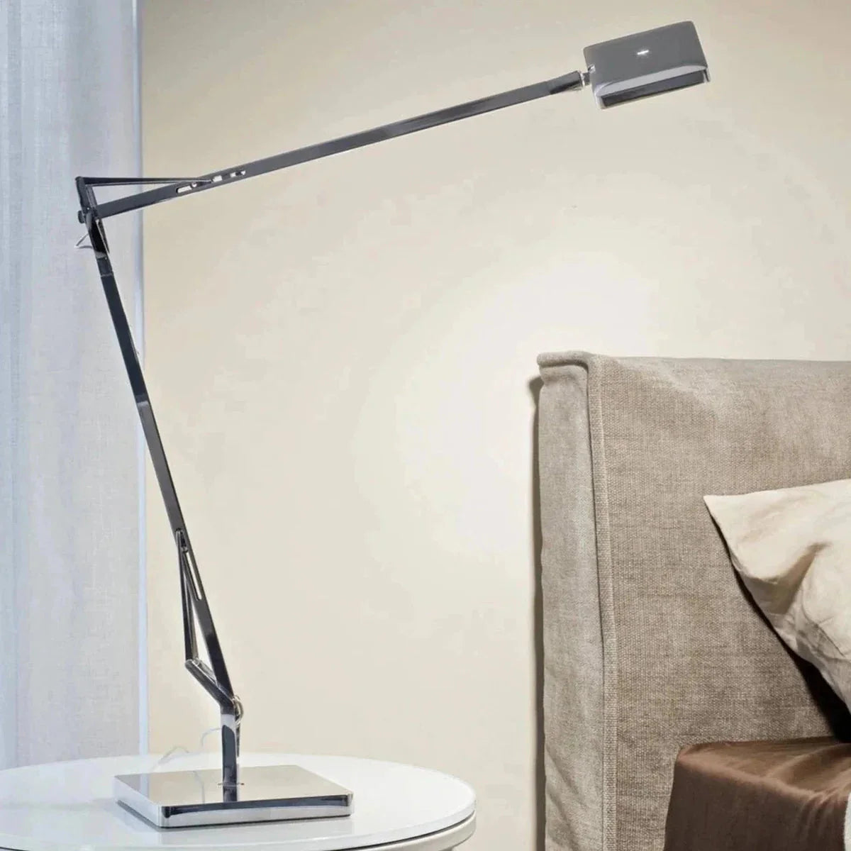 Kelvin Edge bordlampe