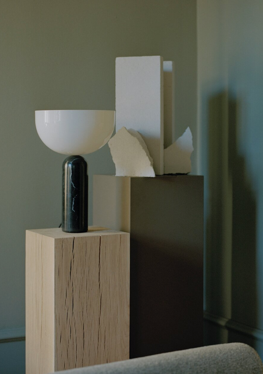 Kizu bordlampe - svart marmor - L