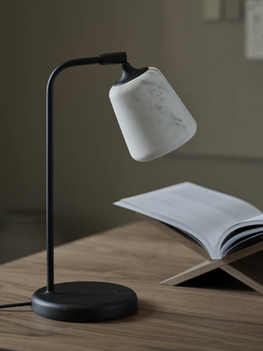 Material Bordlampe - Hvit Marmor