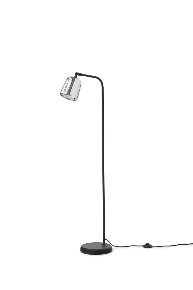 Material Gulvlampe - Rustfritt Stål – Utstillingsmodell