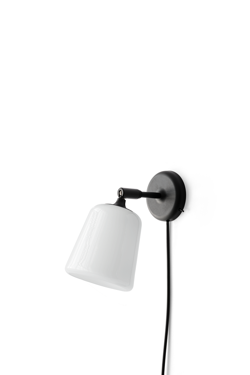 Material Vegglampe - Hvit Opal Glass