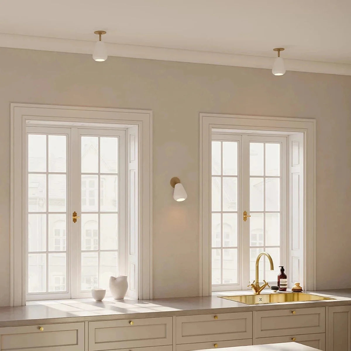 Nuura Anoli spot innfelt