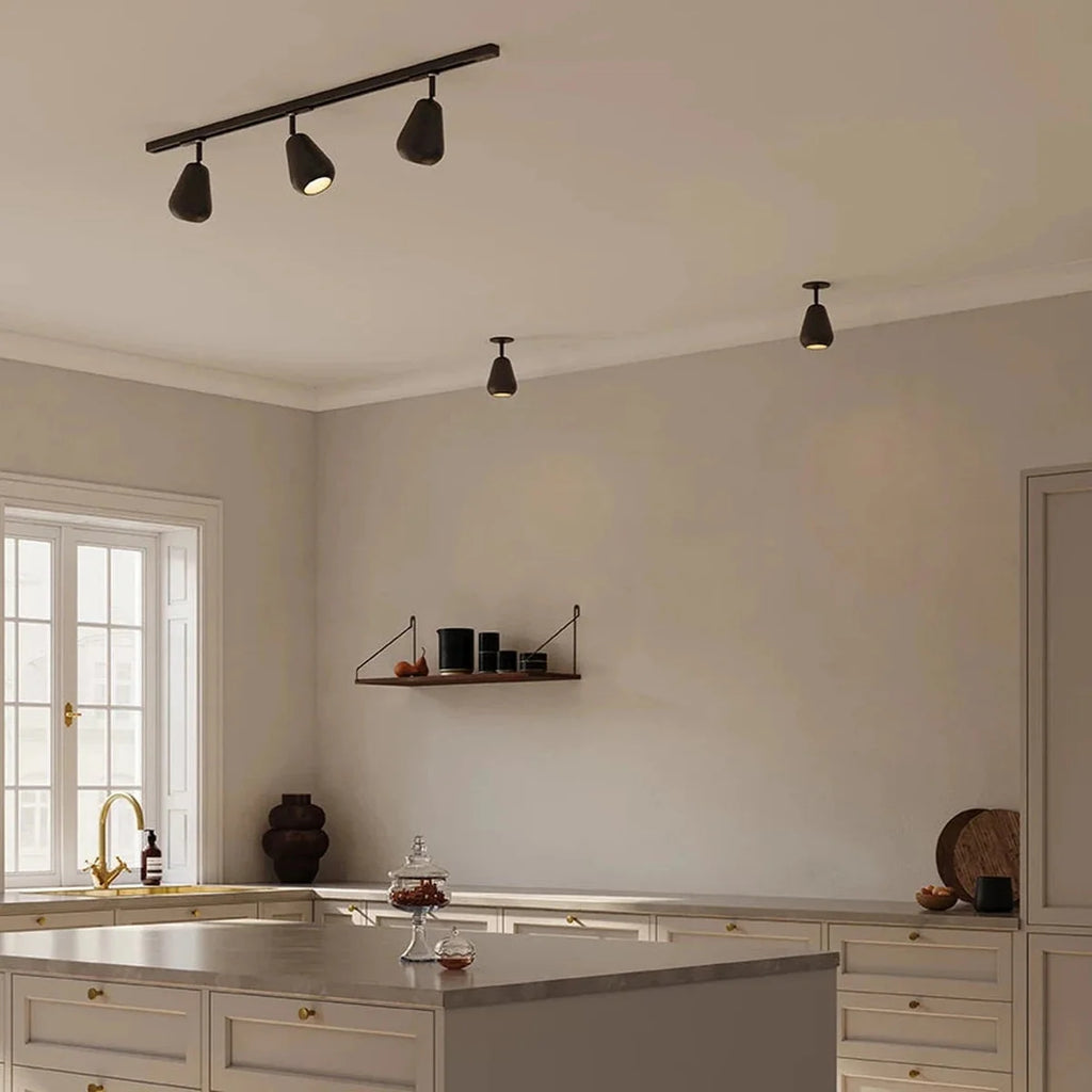 Nuura Anoli spot innfelt