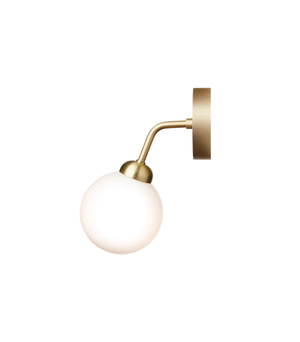 Nuura Apiales vegglampe - messing/Opal