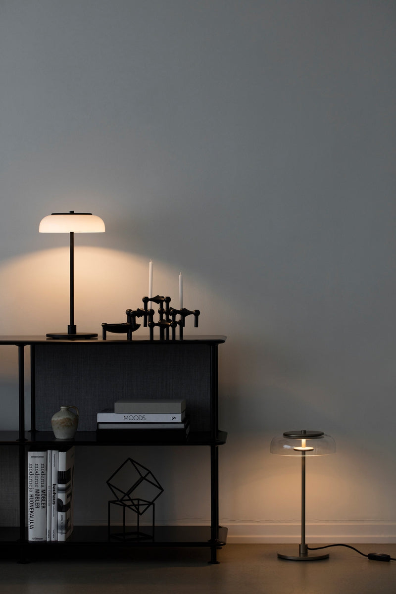 Nuura Blossi bordlampe - svart