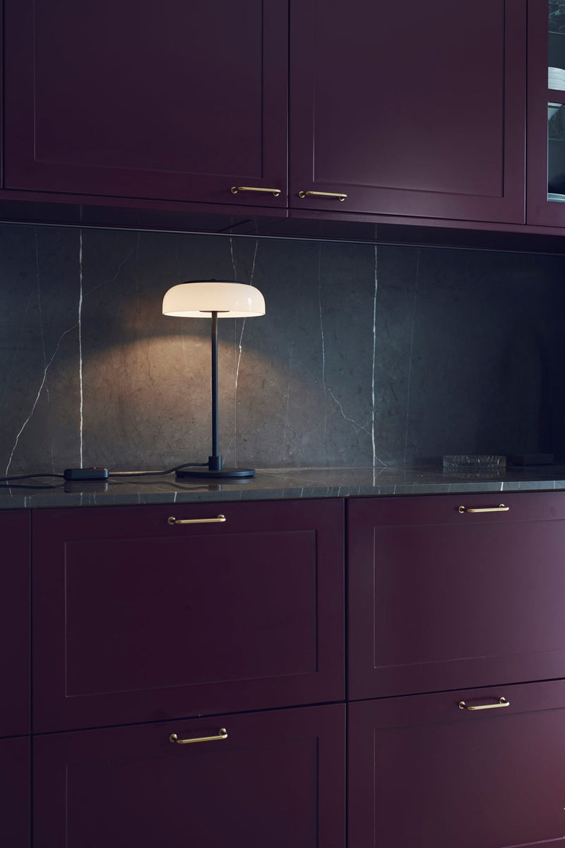 Nuura Blossi bordlampe - svart