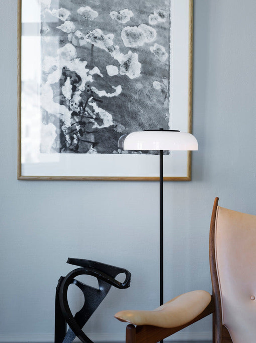 Nuura Blossi gulvlampe svart