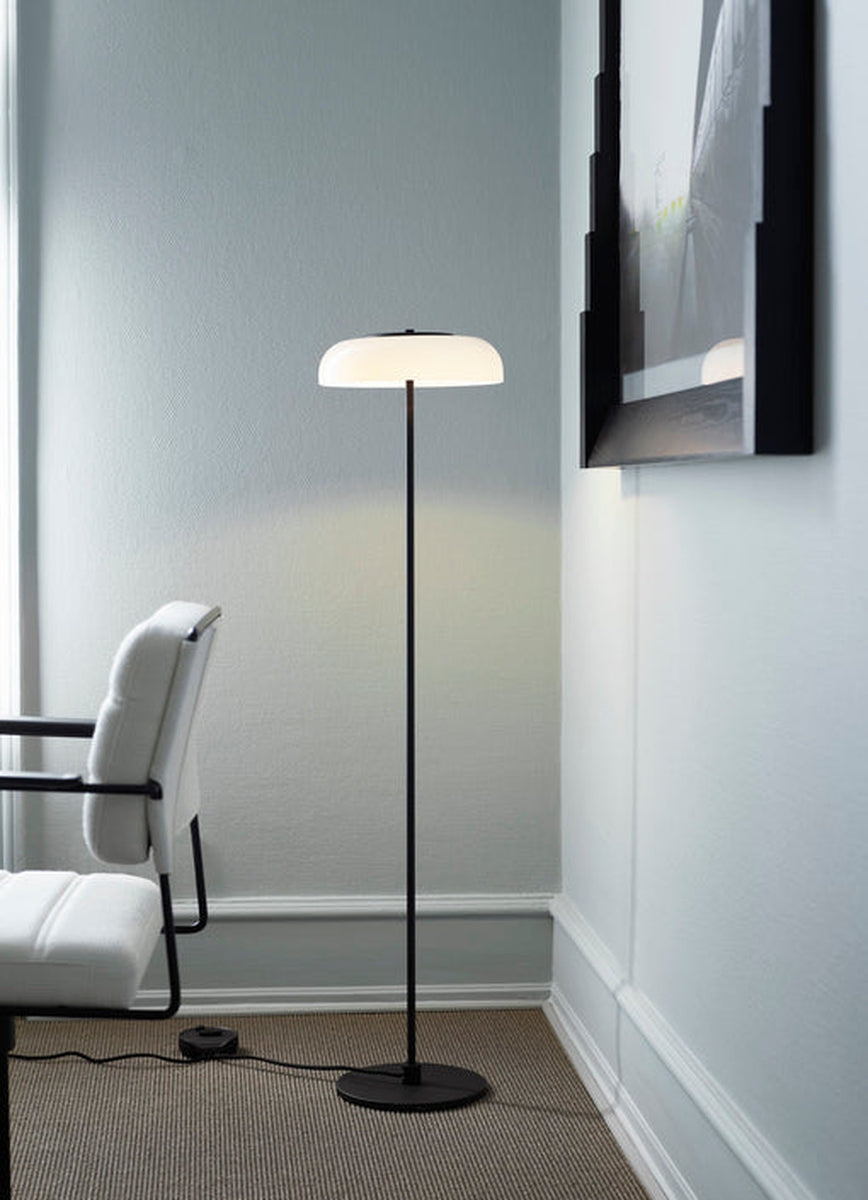 Nuura Blossi gulvlampe svart