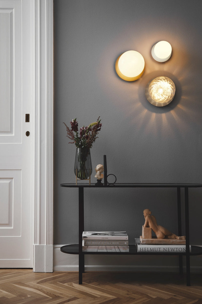 Nuura Liila 1 vegglampe/taklampe - small - nordic gold / opal