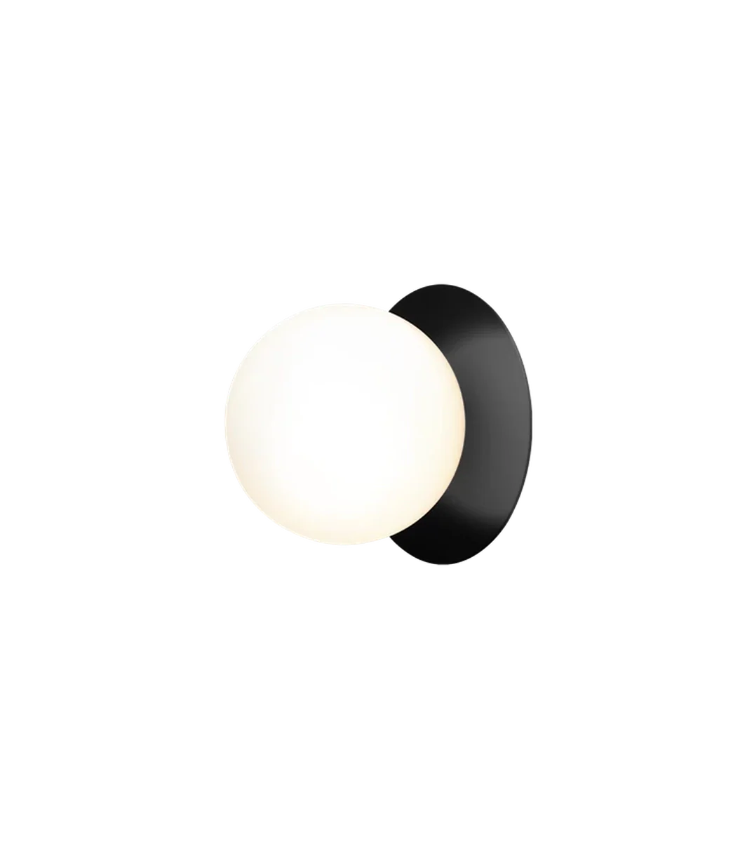 Nuura Liila 1 vegglampe/taklampe - medium - svart / opal glass
