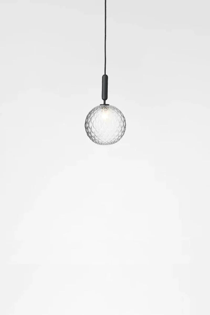 Nuura Miira 1 large svart / optikk