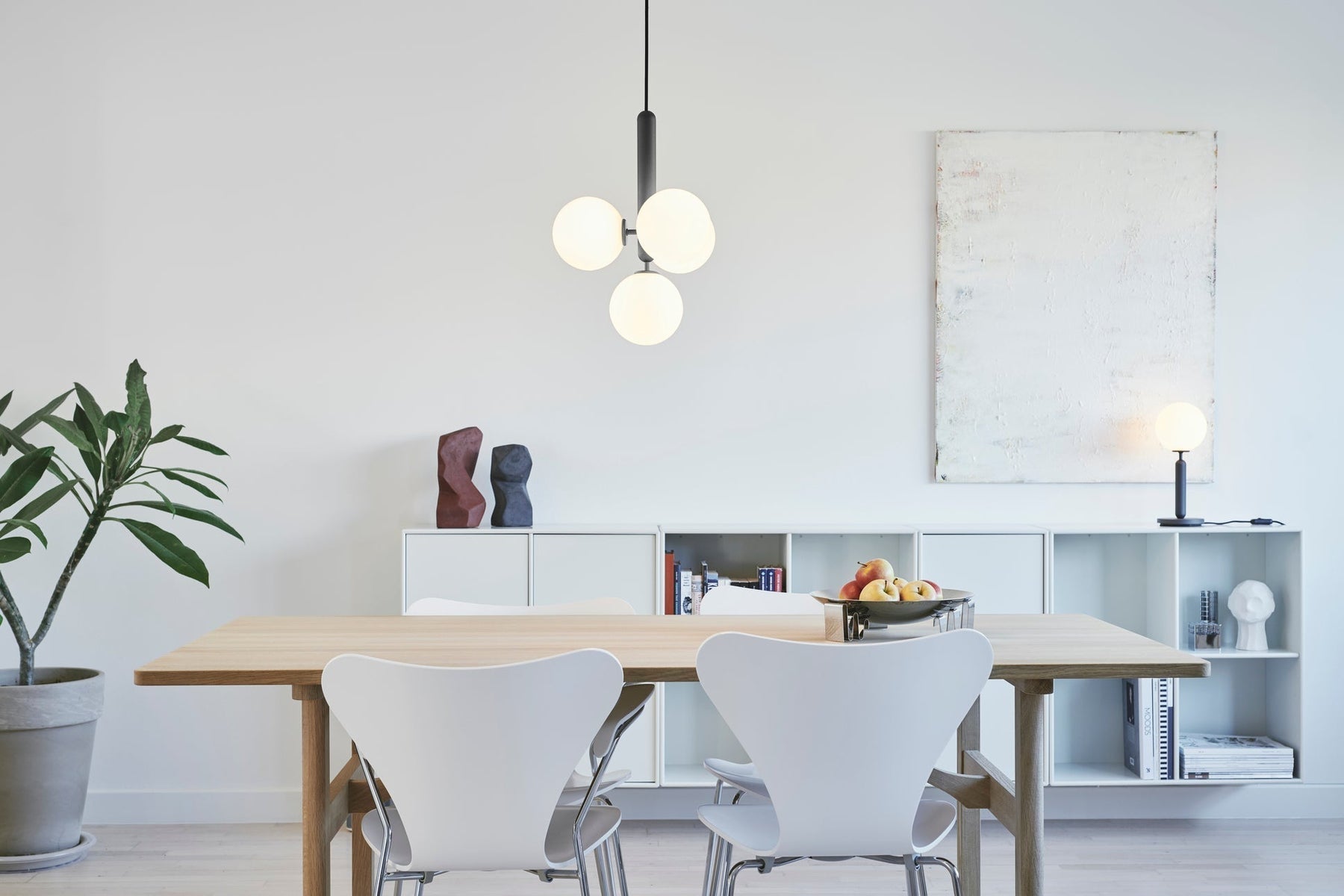 Nuura Miira 4 svart/optikk