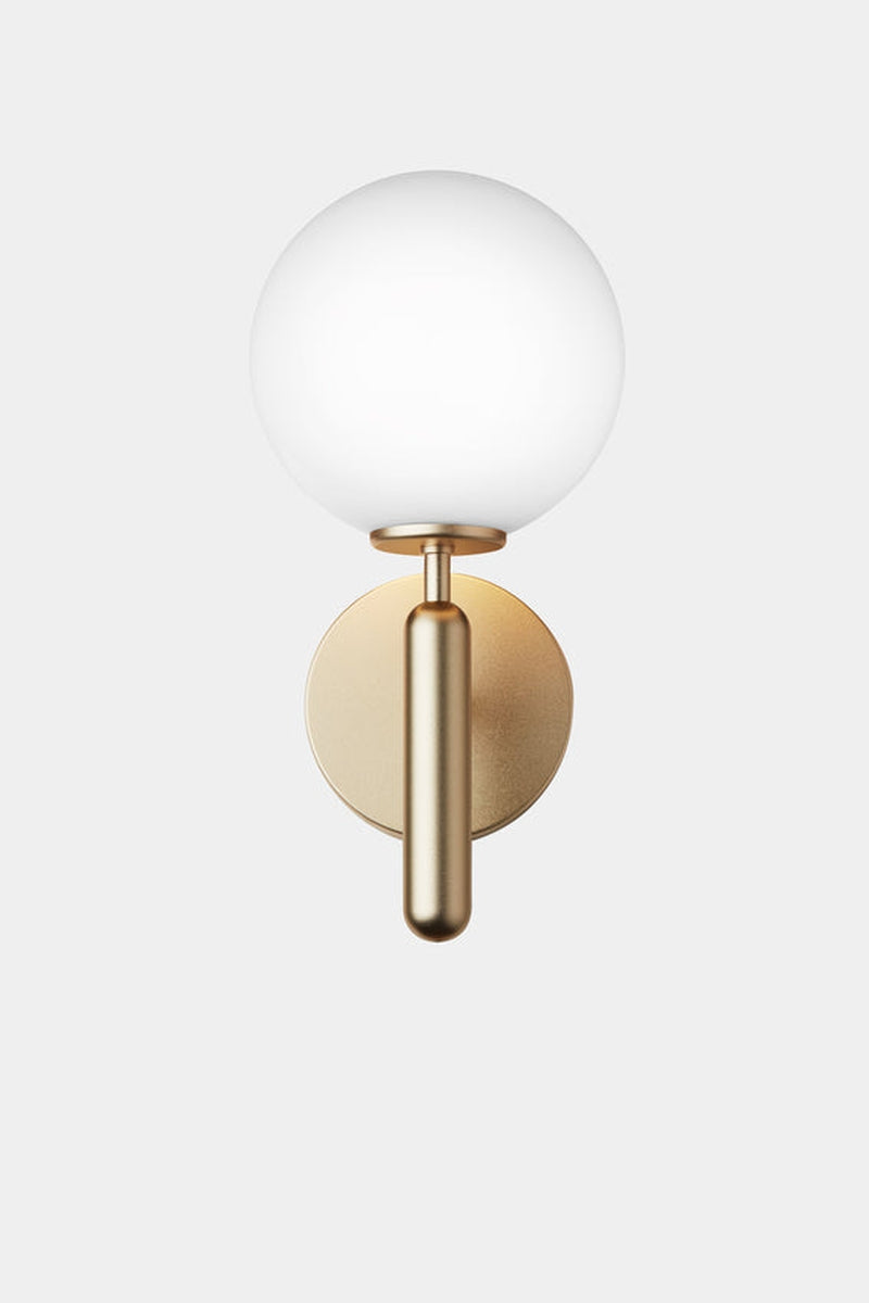 Nuura Miira vegglampe messing / opal