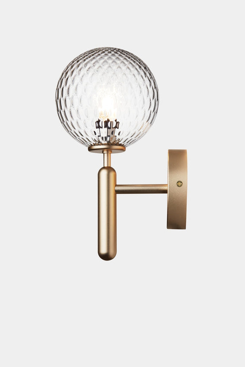 Nuura Miira vegglampe messing / optikk