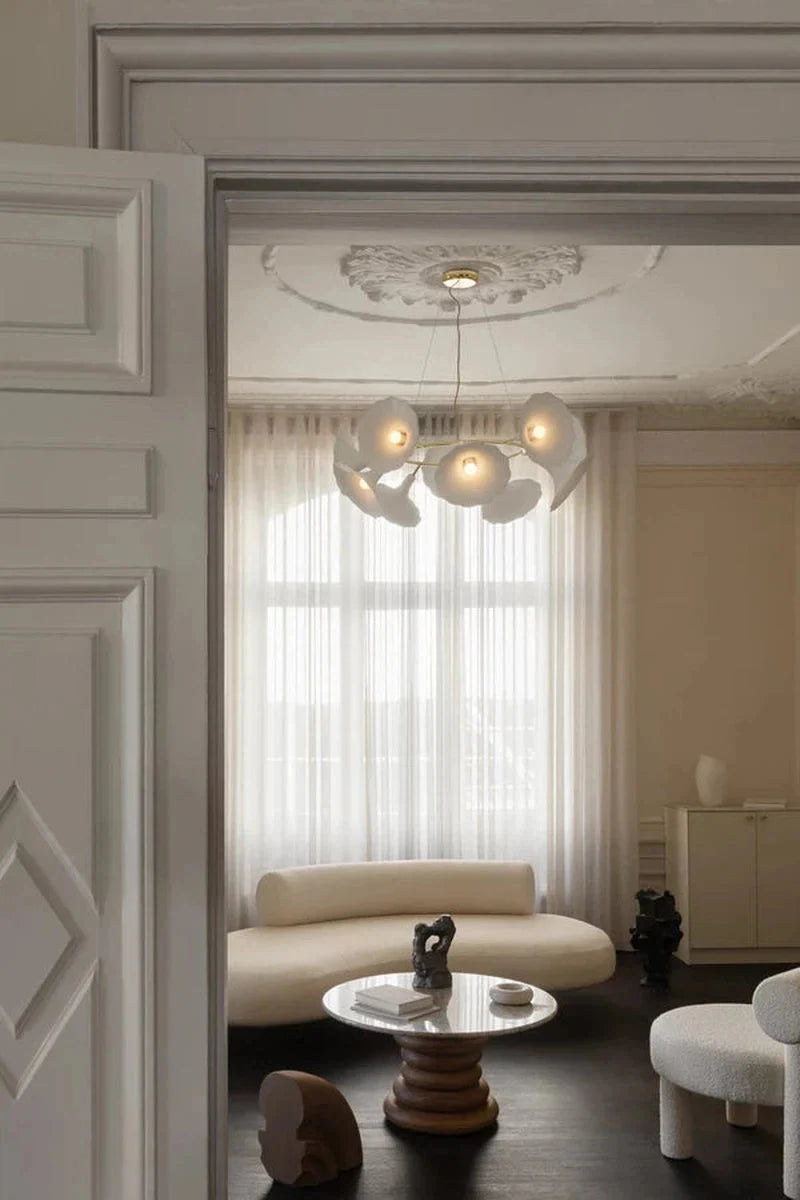 Nuura Petalii 10 taklampe Hvit/messing