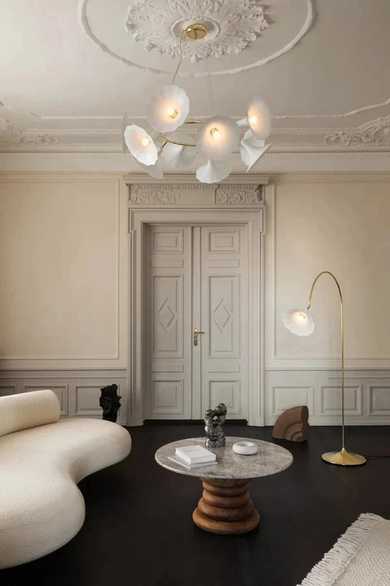 Nuura Petalii 10 taklampe Hvit/messing